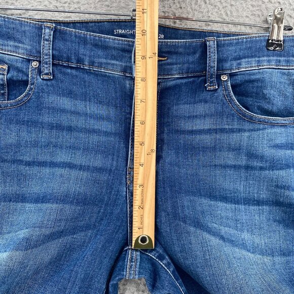Chicos Jeans Womens 2 US 12 Blue Medium Wash Denim Straight Leg Stretch Casual - Picture 8 of 12